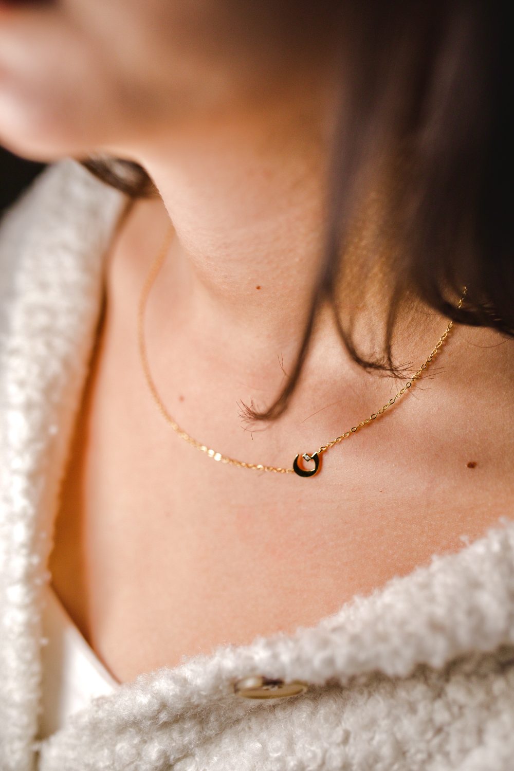 Personalized side arabic letter necklace